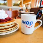 How many international locations does IHOP?