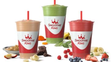 How many seasonal pumpkin smoothies does Smoothie King have?