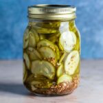 How many servings are in a pickle slice?