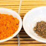 How much black pepper do I mix with turmeric?
