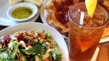 How much caffeine is in unsweetened Gold Peak?