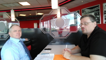 How much do Steak and Shake franchise owners make?