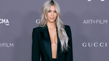 How much does Kim Kardashian weigh?