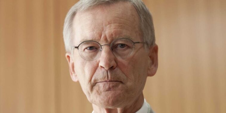 How much is Karl Albrecht worth?