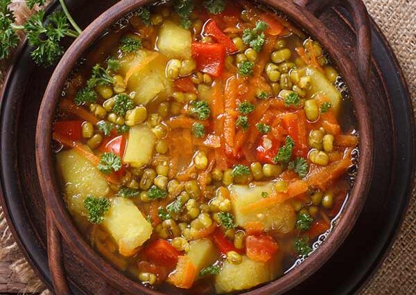 How much protein is in homemade vegetable soup?