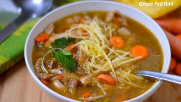 How much sodium does Panera chicken noodle soup have?