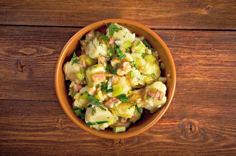 How much sodium is in McAlister's potato salad?