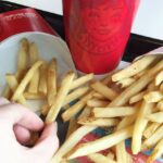 How much sodium is in Wendy's small fries?