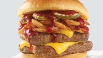 How much sodium is in a Culvers double cheeseburger?