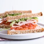 How much sodium is in a turkey sandwich?