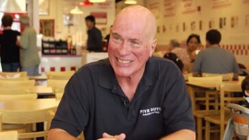 How old is Jerry Murrell?