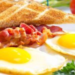 Is 2 eggs and bacon a healthy breakfast?