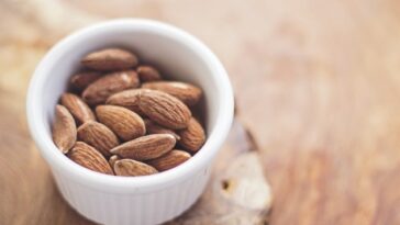 Is 30 almonds a day too much?