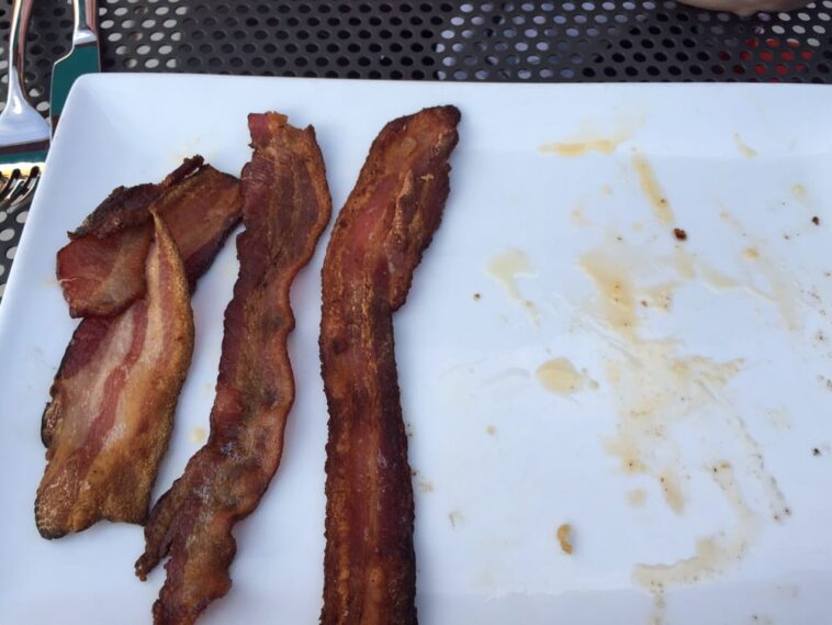 Is 4 pieces of bacon too much?