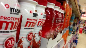 Is 50 grams of protein enough to build muscle?