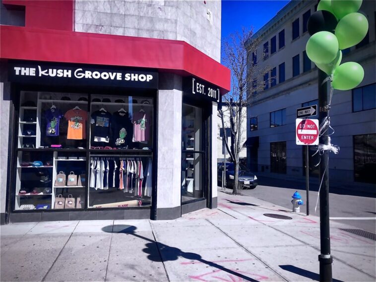 Is Boston Market Black Owned?