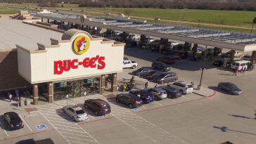 Is Bucees only in Texas?
