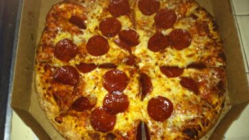 Is Dominos pepperoni pork?