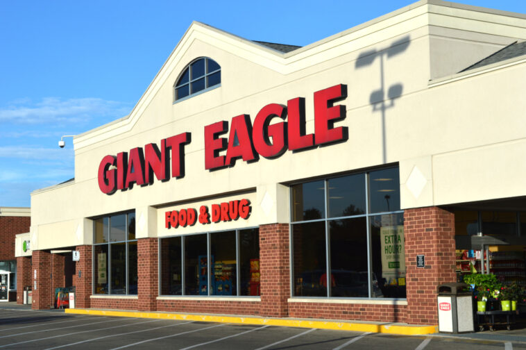 Is Giant Eagle more expensive than Kroger?