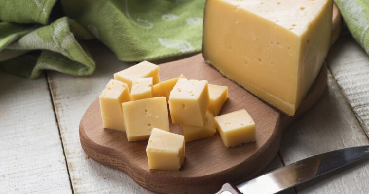 Is Gouda cheese a healthy cheese?