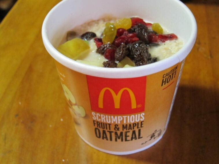 Is Mcdonalds oatmeal and fruit healthy?