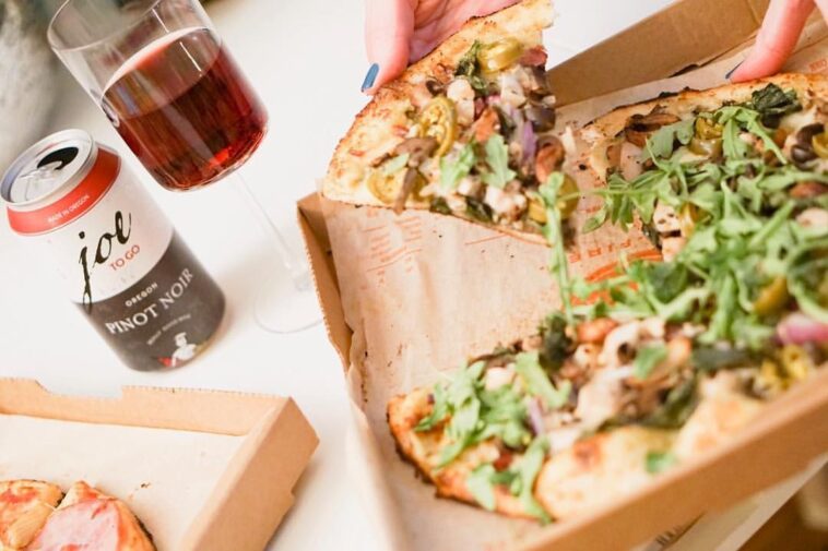 Is Pinot Noir good with pizza?