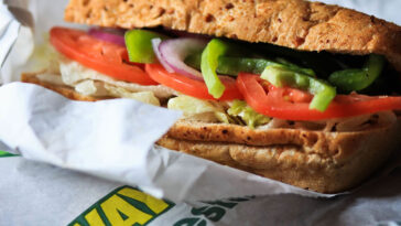 Is Subway healthy for weight loss?
