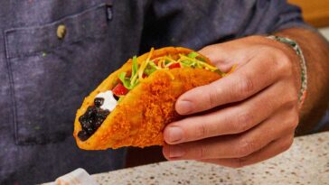 Is Taco Bell bean chalupa vegetarian?