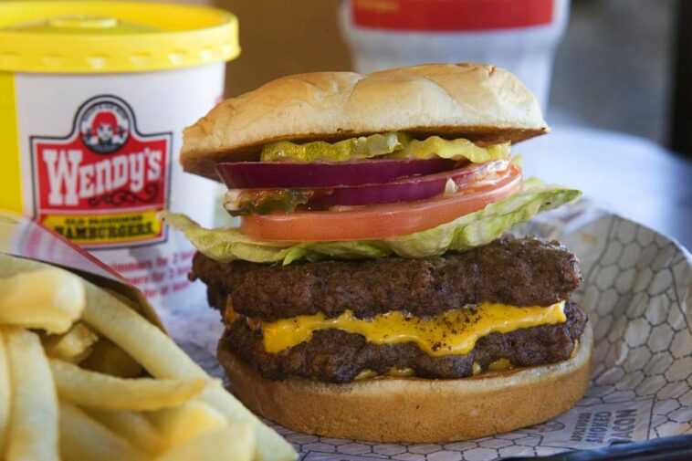 Is Wendy's chili made from old burgers?