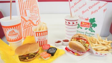 Is Whataburger better than In-N-Out?