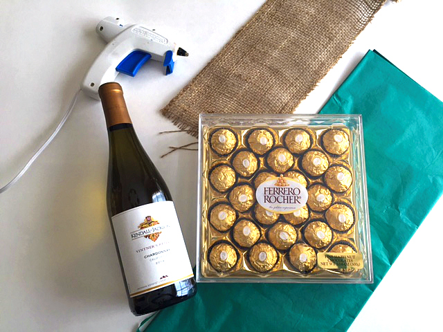 Is a bottle of wine a housewarming gift?