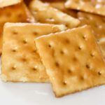 Is a cream cracker a saltine?