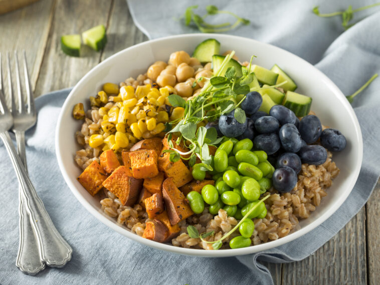 Is a high carb diet good for weight gain?