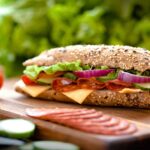 Is a sandwich for lunch healthy?