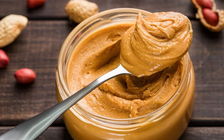 Is a spoon of peanut butter healthy?