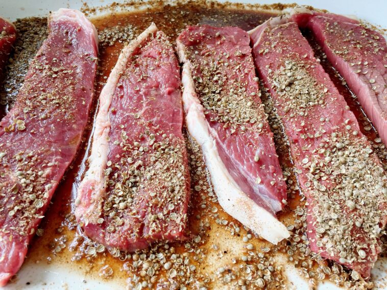 Is biltong raw meat?