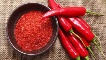 Is black pepper considered a spicy food?