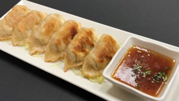 Is chicken or pork gyoza better?