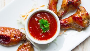Is eating hot sauce everyday unhealthy?