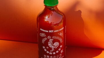 Is it OK to eat hot sauce everyday?