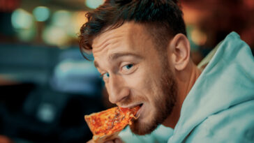 Is it OK to eat pizza every day?