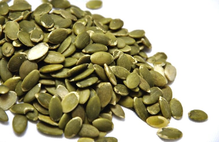 Is it OK to eat pumpkin seeds everyday?