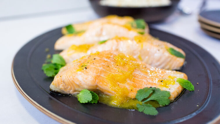 Is it OK to eat shrimp every day?