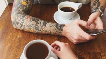 Is it good to drink coffee on an empty stomach?