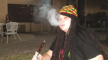 Is it healthier to smoke or be obese?