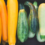 Is it okay to eat raw squash?