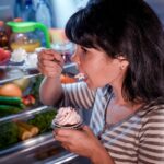 Is it unhealthy to eat at night?