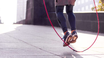 Is jumping rope good for thighs?