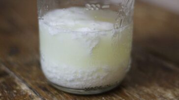 Is kefir a whey protein?