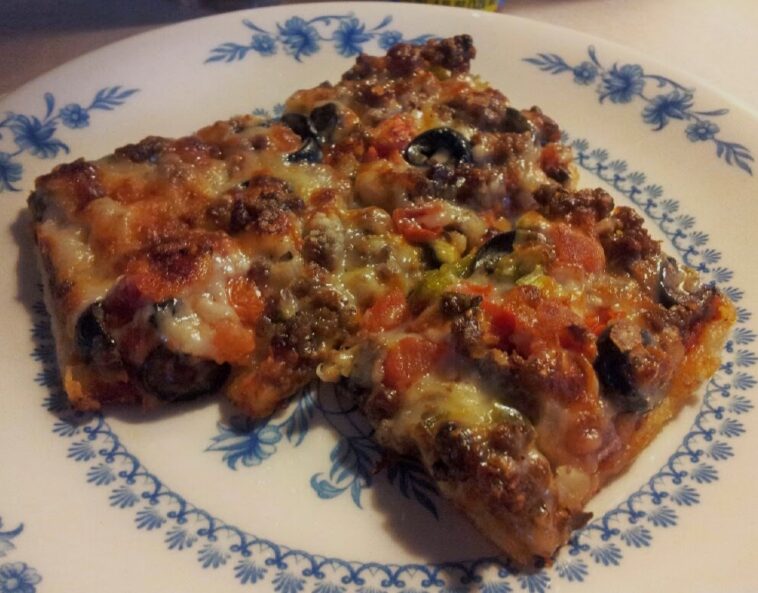 Is leftover pizza good for breakfast?